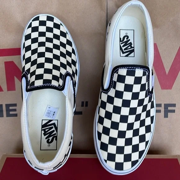 Vans WMNS Classic Slip-On Stackf Checkerboard Black/Classi
VN0A7Q5RTYQ
Platforms - Picture 12 of 16